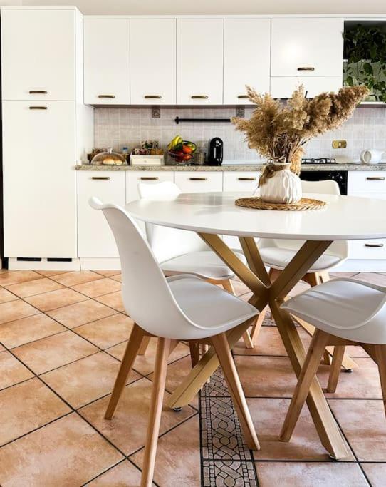 Carrie'S Home - Roma Fiumicino Luaran gambar